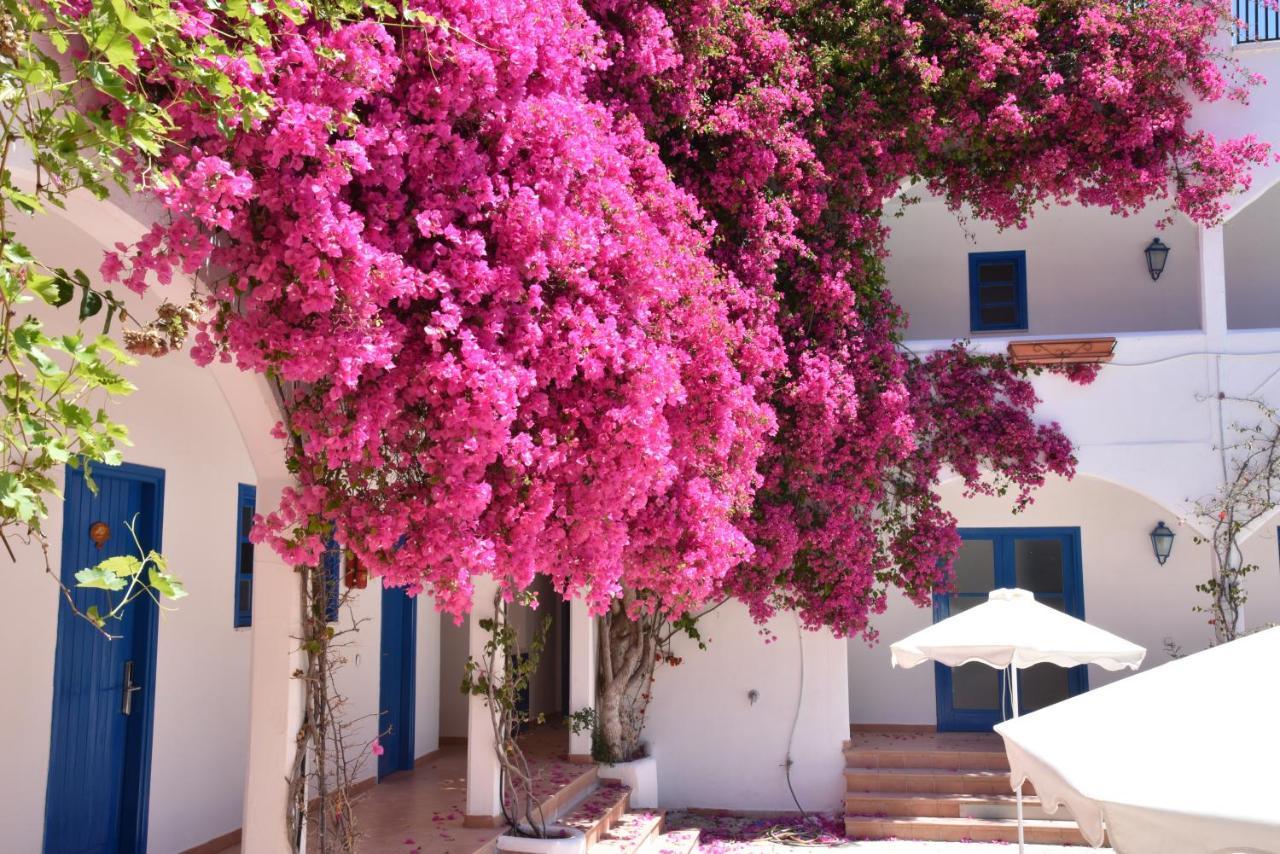 Boutique Hotel Tilos Mare Livadia  Екстериор снимка