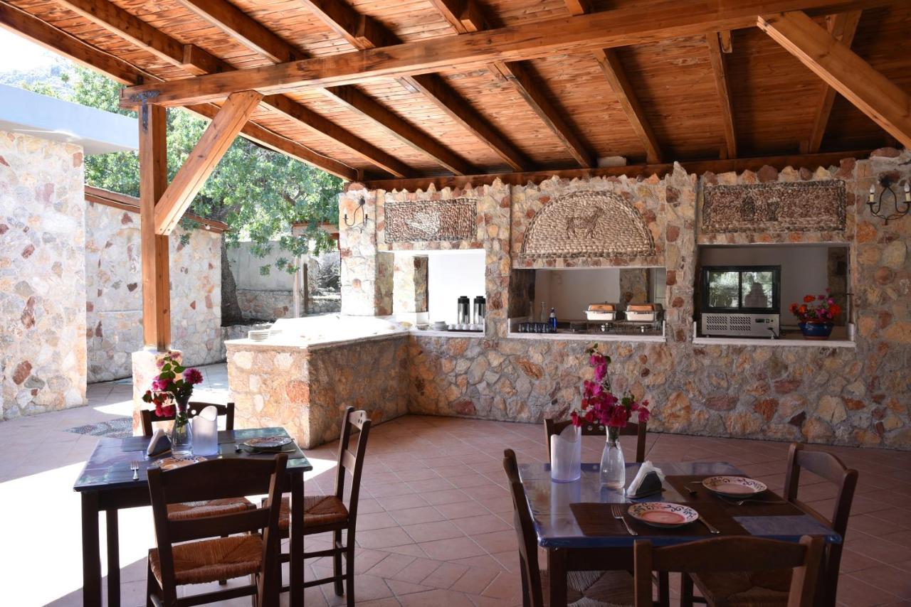 Boutique Hotel Tilos Mare Livadia  Екстериор снимка