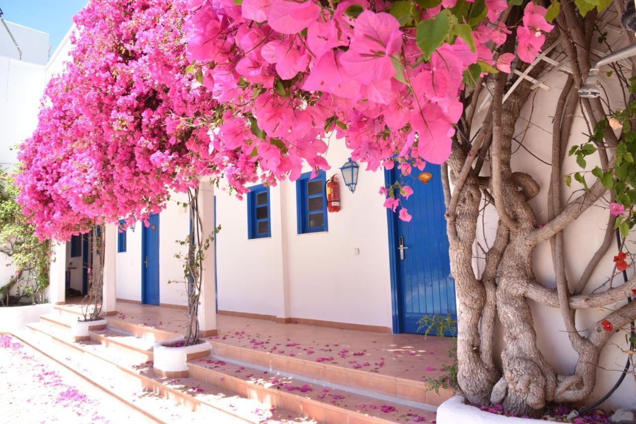 Boutique Hotel Tilos Mare Livadia  Екстериор снимка